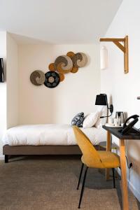 Hotels HOTEL LE 25 : photos des chambres