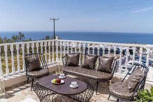 Amarie House with Sea View & Sunset View