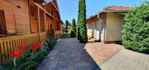 Cserkeszőlőszállások-Hőforrásszállások