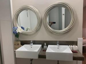 Maravilloso Piso en el Centro_WIFI_Parking_8People