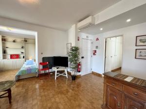 Alvor Brightness by Homing