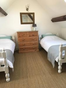 Maisons de vacances Lavender Cottage (10 mins Zoo La Fleche) : photos des chambres