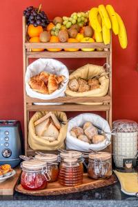 Lisbon Wine House - Rooms & Suites