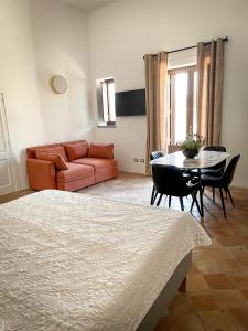 B&B Faraglione