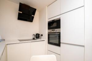 Le Cwtch - Stylish City Flat With Workspace