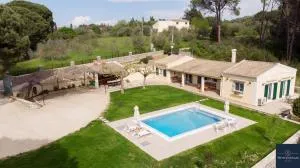 Villa Pine Forest - Kompítsion