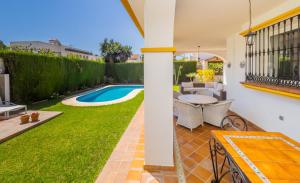 Cubos Villa Yedra Guadalmar