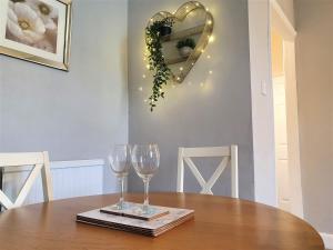 Brodies Hideaway Stylish Seaside town apartment