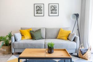 ApartView - ogród, taras, winda, widok na Jeziorak, Netflix i Max, parking