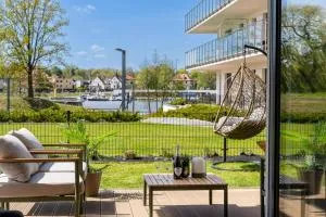 ApartView - ogród, taras, widok na Jeziorak, Netflix i Max, parking - 伊拉华