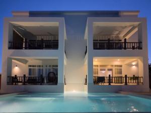 Zanzibar DT Beachfront Villa