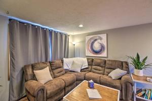 Loveland Getaway with Fire Pit and Ping Pong Table!