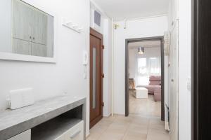 Sweet City Center with balcony & private Parking