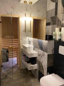 Family Business Sauna Tężnia Apartments No 20 Leśny nad Zalewem z Balkonem i Parkingiem oraz możliwością wyżywienia Exclusive New