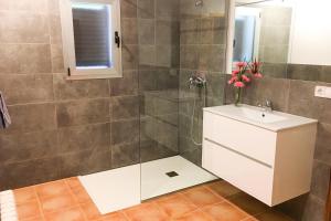 Cozy villa with pool near Port Pollensa by Renthousing