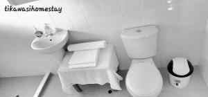 Tikawasi Homestay Comunidad Pueblo Isla Amantani José Luis