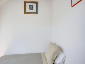 Maisons de vacances Pleasant holiday home with private pool : photos des chambres