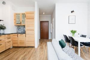 Grey Rentyear Apartments