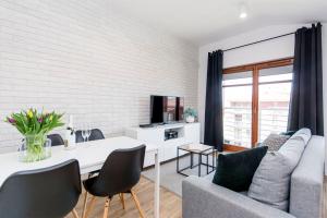 Grey Rentyear Apartments