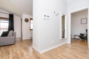 Grey Rentyear Apartments