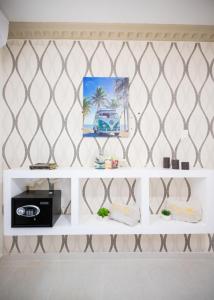 Central 1bd and Bth with common Picuzzi