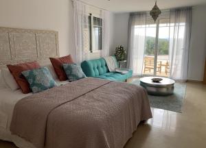 Stunning 3 bedroom rural apartment near Pinoso