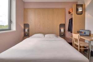 Hotels B&B HOTEL Bayonne Tarnos : photos des chambres