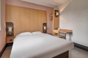 Hotels B&B HOTEL Bayonne Tarnos : photos des chambres