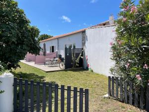 Appartements LES TREMIERES N°1 - A 5MN DES PLAGES A VELO : photos des chambres