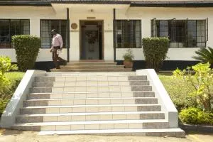 MAKERERE UNIVERSITY GUEST HOUSE - Mengo