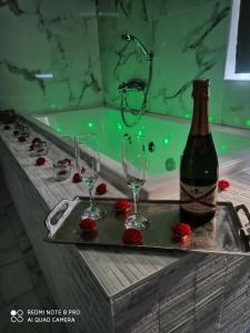 Appartements Triplex 110 m2 centre historique avec jacuzzi DINAN : photos des chambres