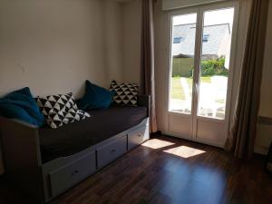Maisons de vacances Holiday Home in Santec near Dossen Beach : photos des chambres