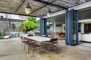 Solar-Powered Table Mountain Retreat