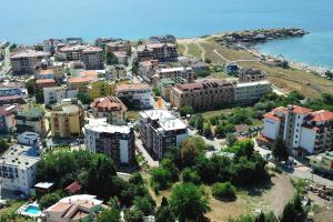 One-Bedroom Apartment with Balcony room in Ravda Apartments