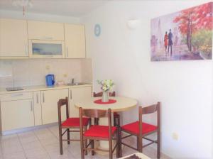 Two-Bedroom Apartment room in Bliss Apartments
