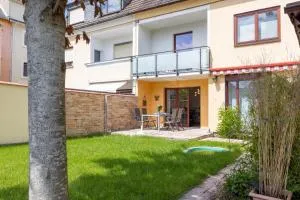 Lahn-Living I - Modernes Design - Privater Garten - Zentrale Lage nahe Rhein und Martinsburg - Rhens