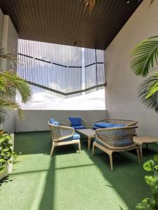 Almas Muji Studio 100mbps Netflix STAY