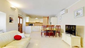 Villa Beram by Villas Holiday