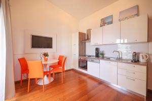 Sunny Terrace with two bedroom and parking