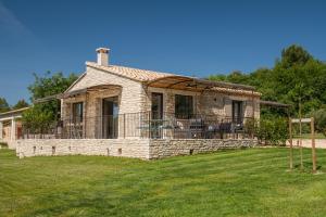 Maisons de vacances Bastide Toujours Dimanche, Maison de vacances avec vue & piscine privee : photos des chambres