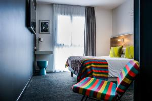 Hotels Hotel Le Collonges TV connecte wifi Netflix : photos des chambres