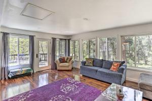 Vibrant Weaverville Escape with Deck and Creek!