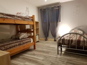 Sejours chez l'habitant Chalet les Vagnys - Lac des Vernays : photos des chambres