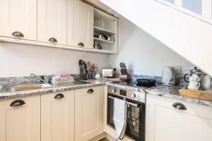 The Artists Loft - a converted from a Grade II Listed 17th Century building