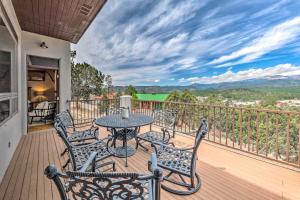 Luxe Ruidoso Home with Hot Tub and Mountain Views