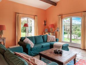 Beautiful villa near Valbonne with garden