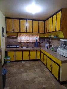 Zebs Transient House and Tour