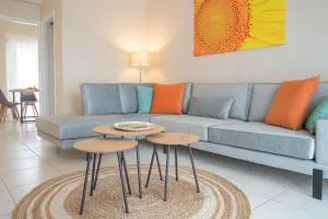 Helios: Charming beach home next to crystal waters - Vraná