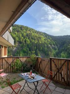 Terrasse sur les Aravis