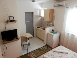 Apartments Aniko Šarić 